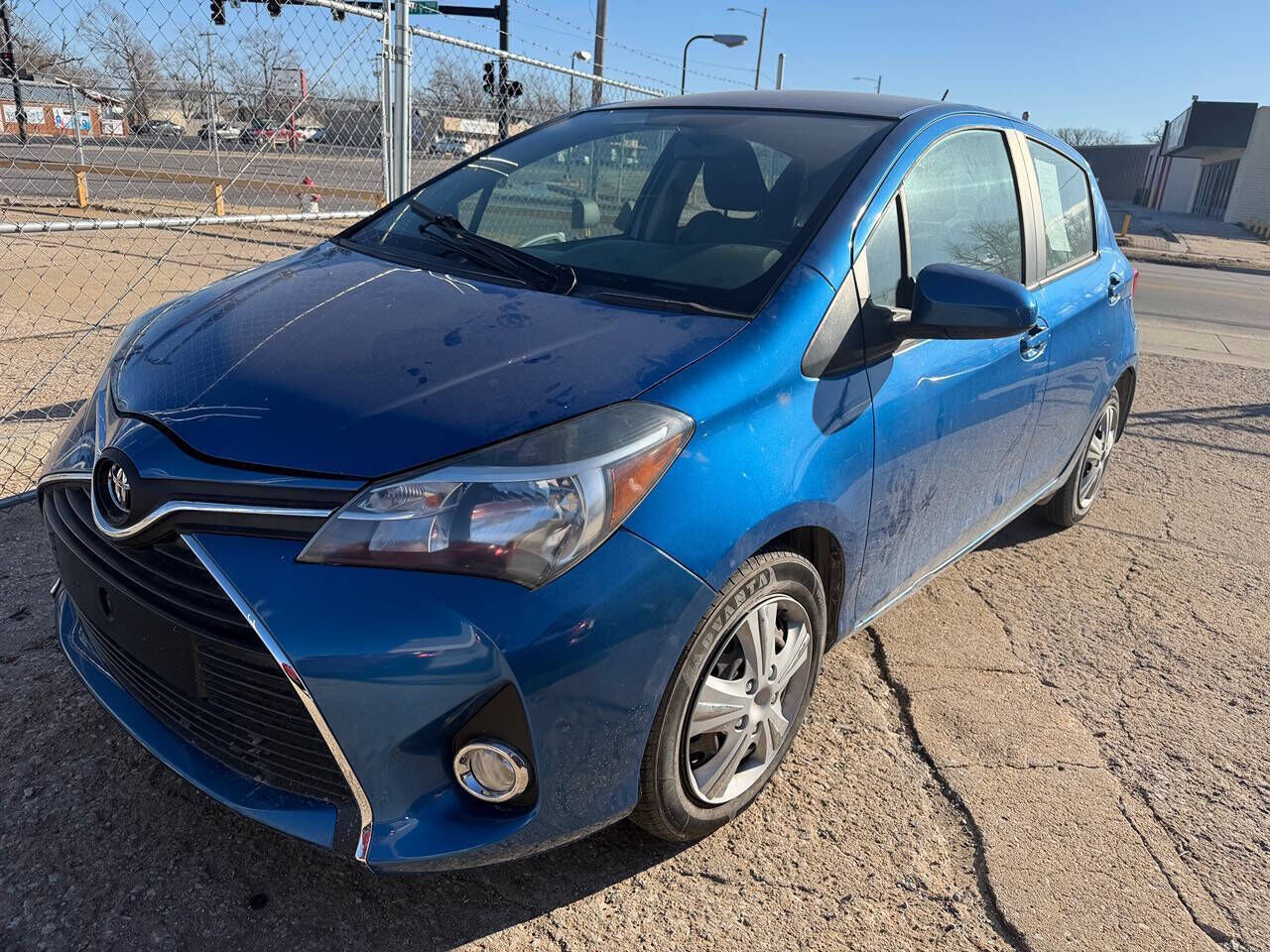 2016 TOYOTA Yaris
