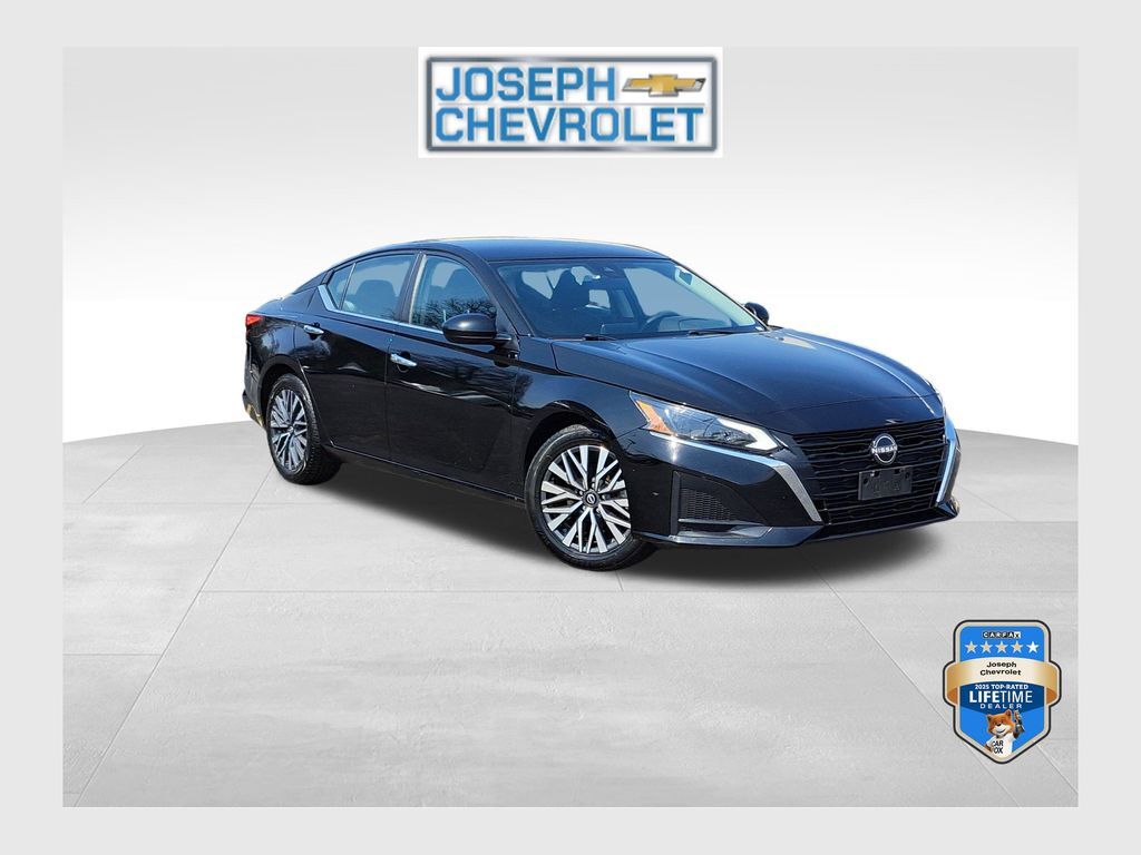 2023 NISSAN Altima