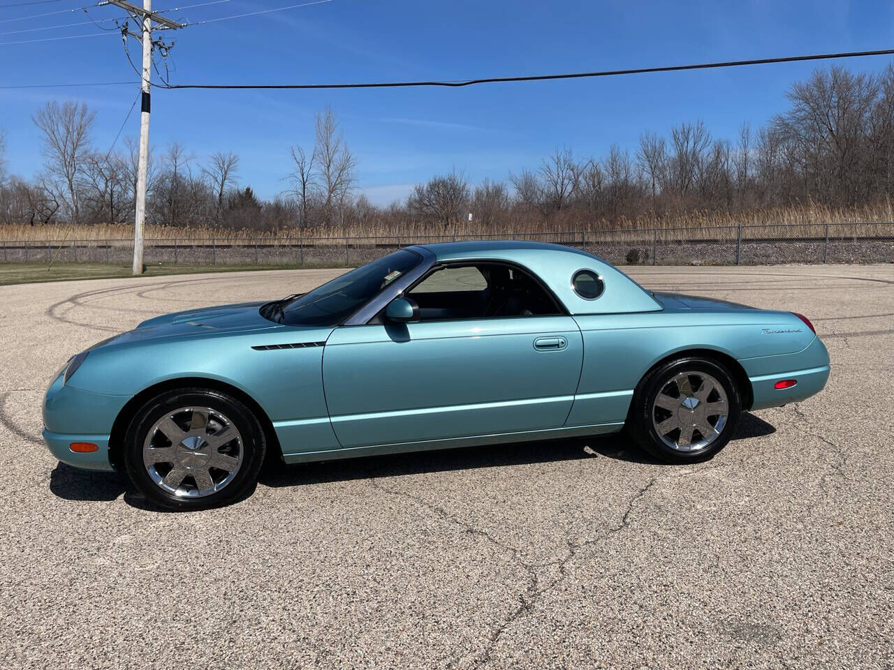 2002 FORD Thunderbird