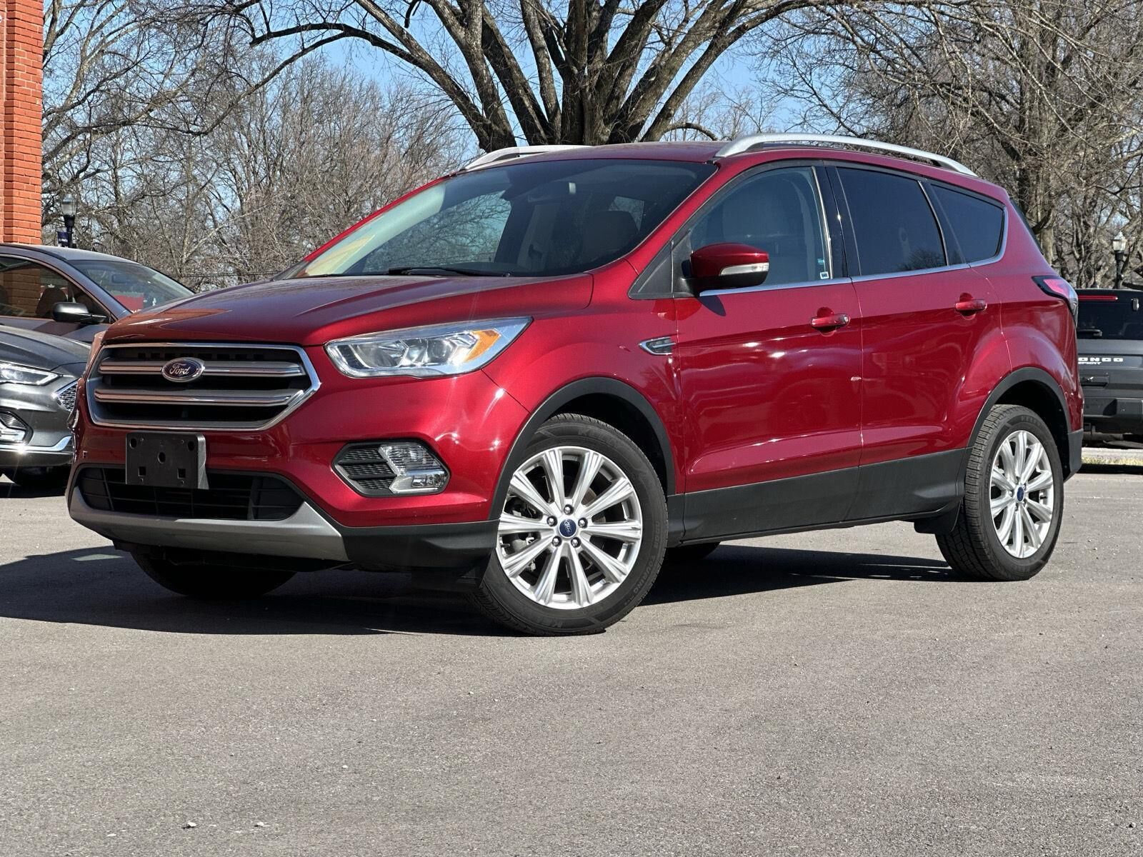 2017 FORD Escape