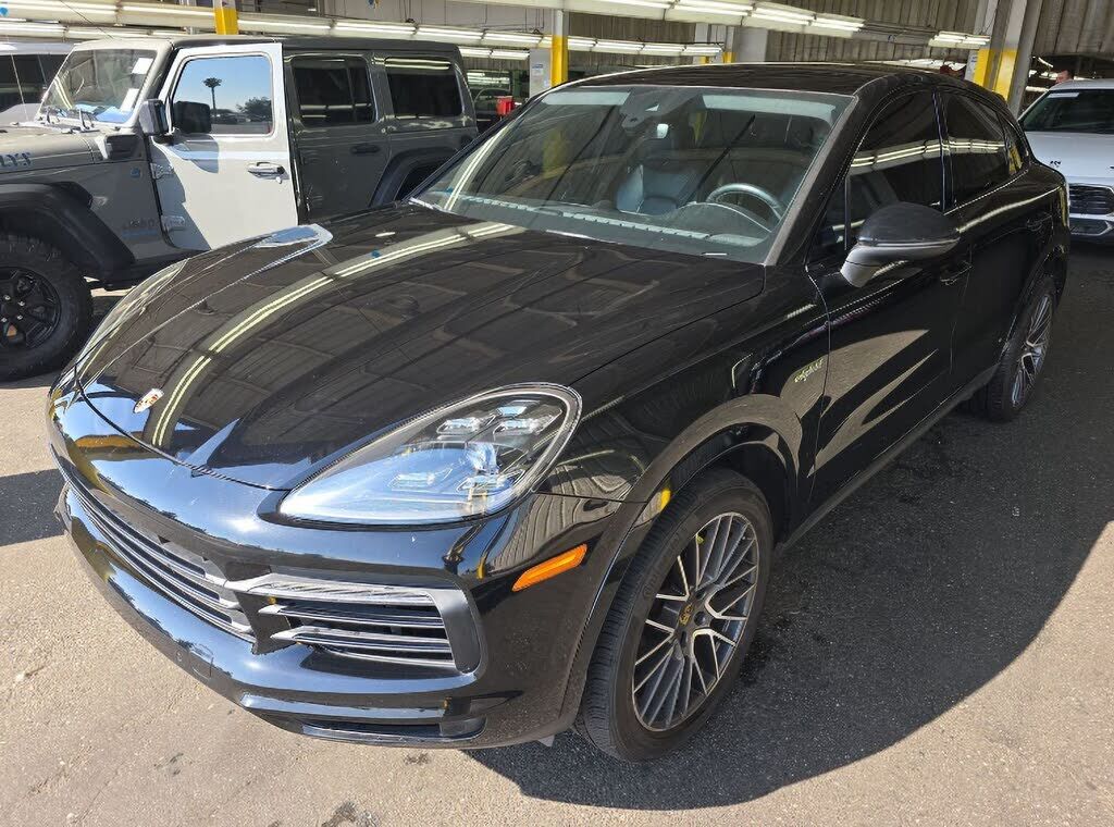 2020 PORSCHE Cayenne