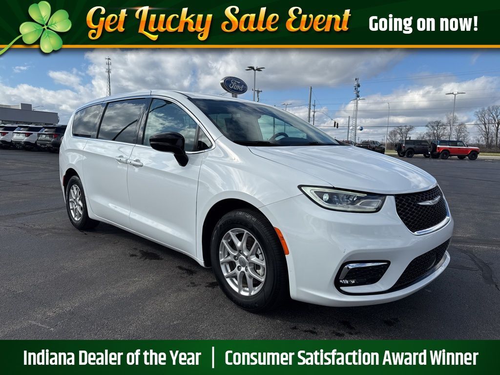 2024 CHRYSLER Pacifica