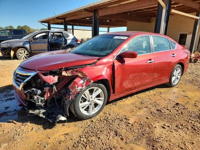 2013 NISSAN Altima