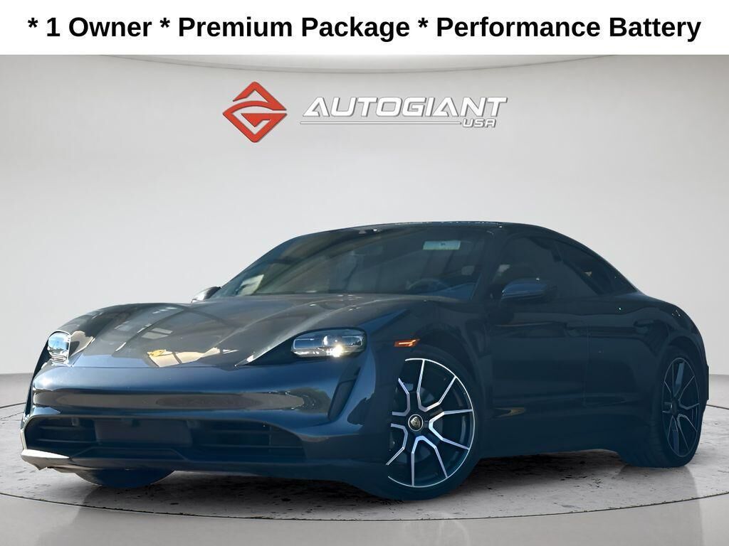2022 PORSCHE Taycan