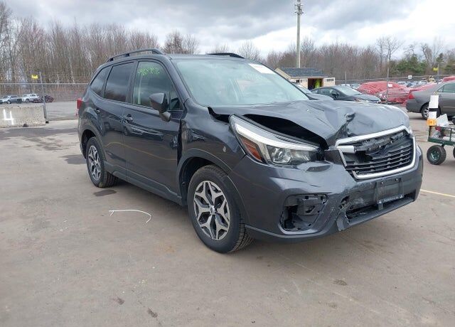 2019 SUBARU Forester