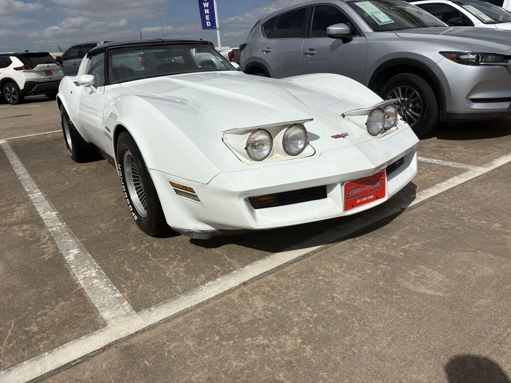 1982 CHEVROLET Corvette