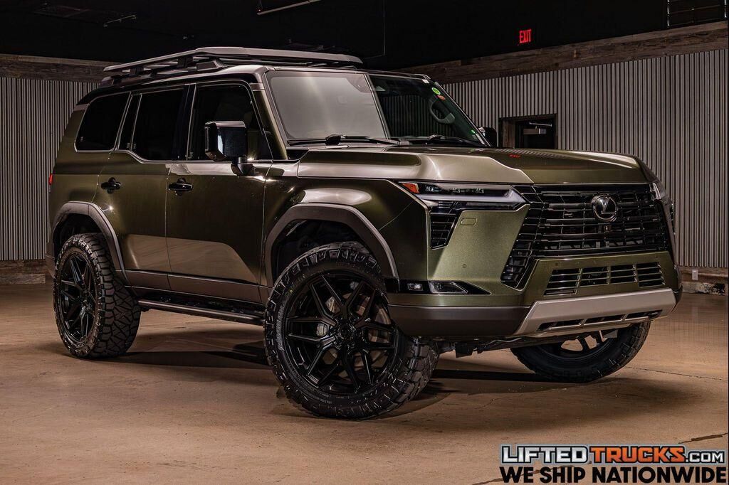 2024 LEXUS GX