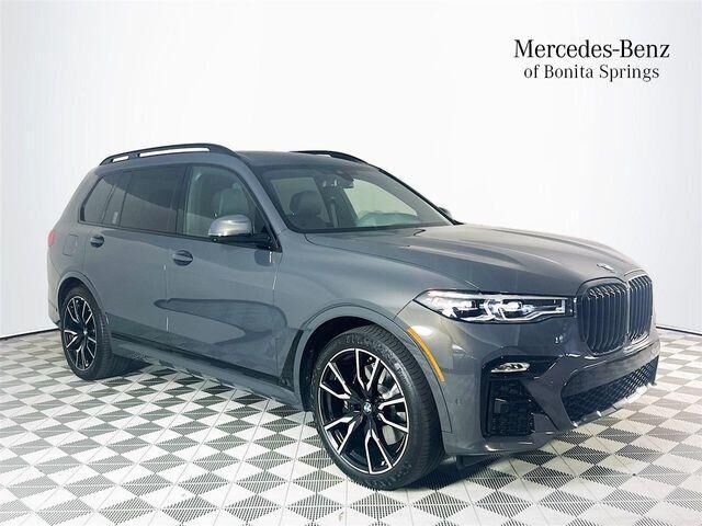 2022 BMW X7