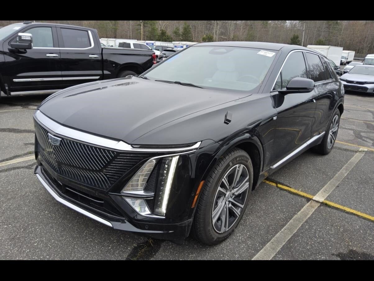 2024 CADILLAC Lyriq