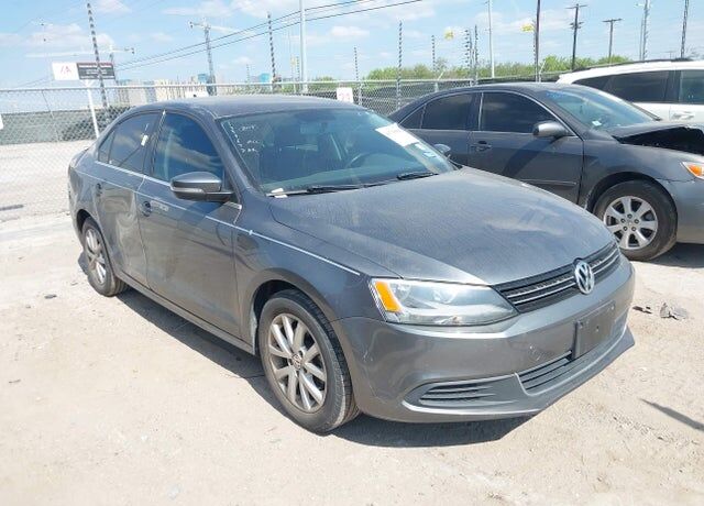 2014 VOLKSWAGEN Jetta