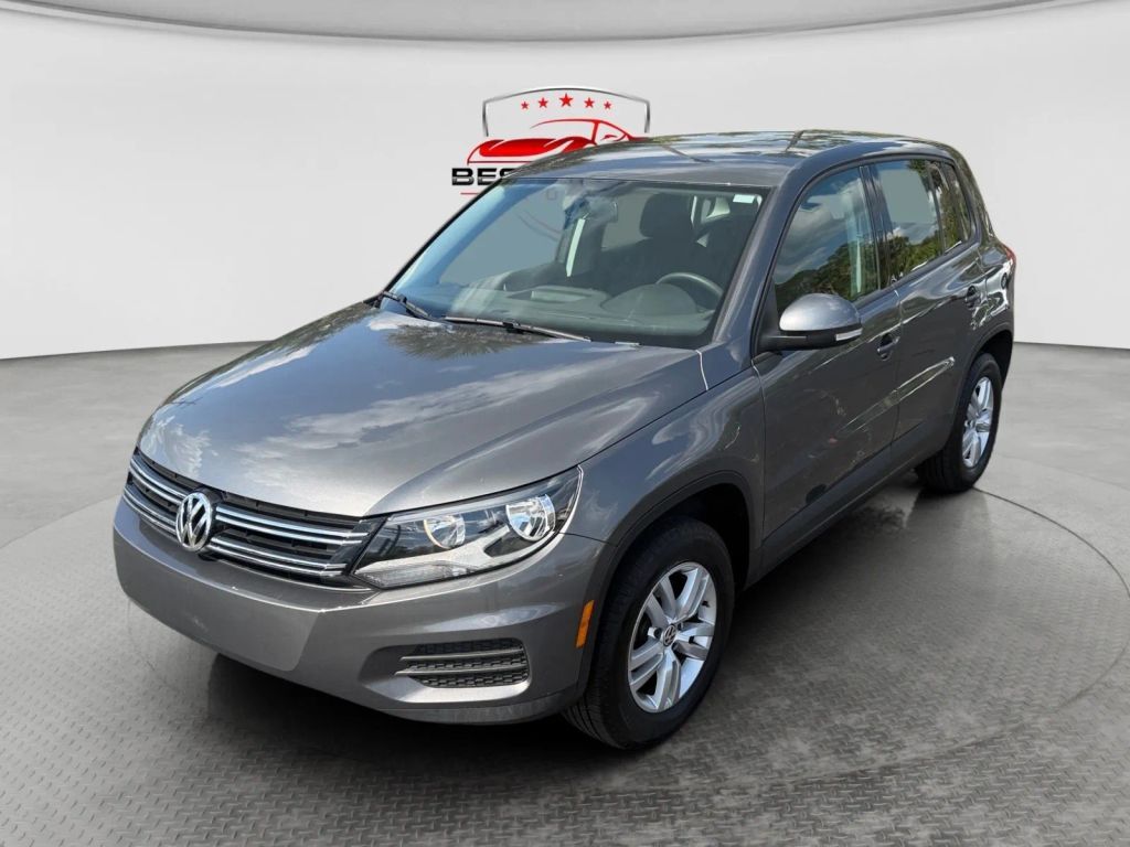 2012 VOLKSWAGEN Tiguan