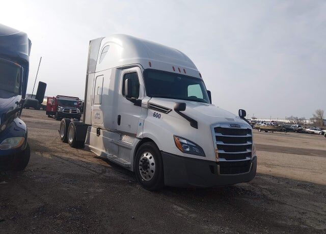 2019 FREIGHTLINER New Cascadia 126" Sleepercab