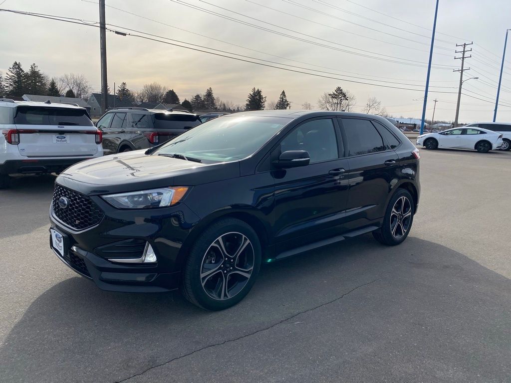 2019 FORD Edge