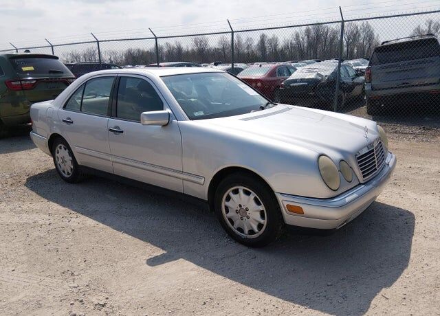 1998 MERCEDES-BENZ E-Class