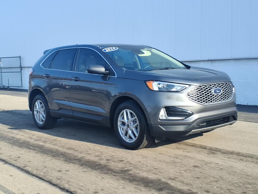 2024 FORD Edge