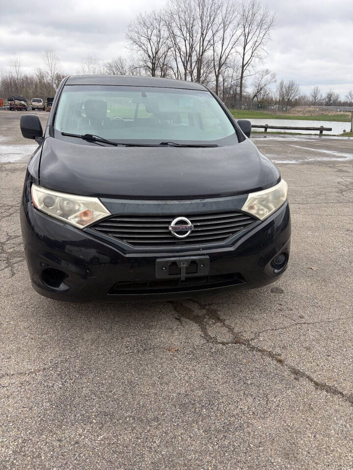 2014 NISSAN Quest