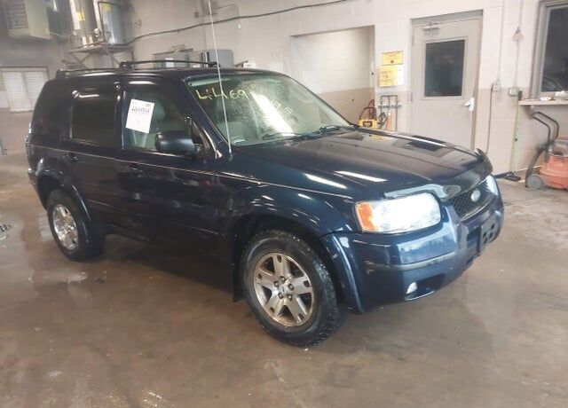 2004 FORD Escape