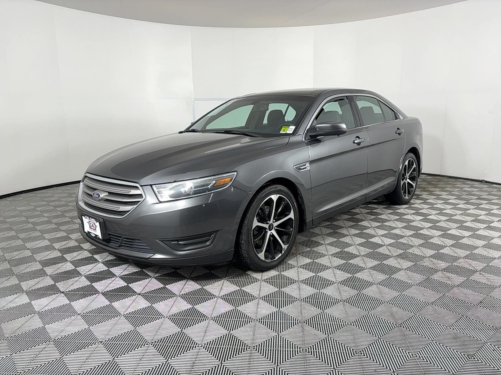 2015 FORD Taurus