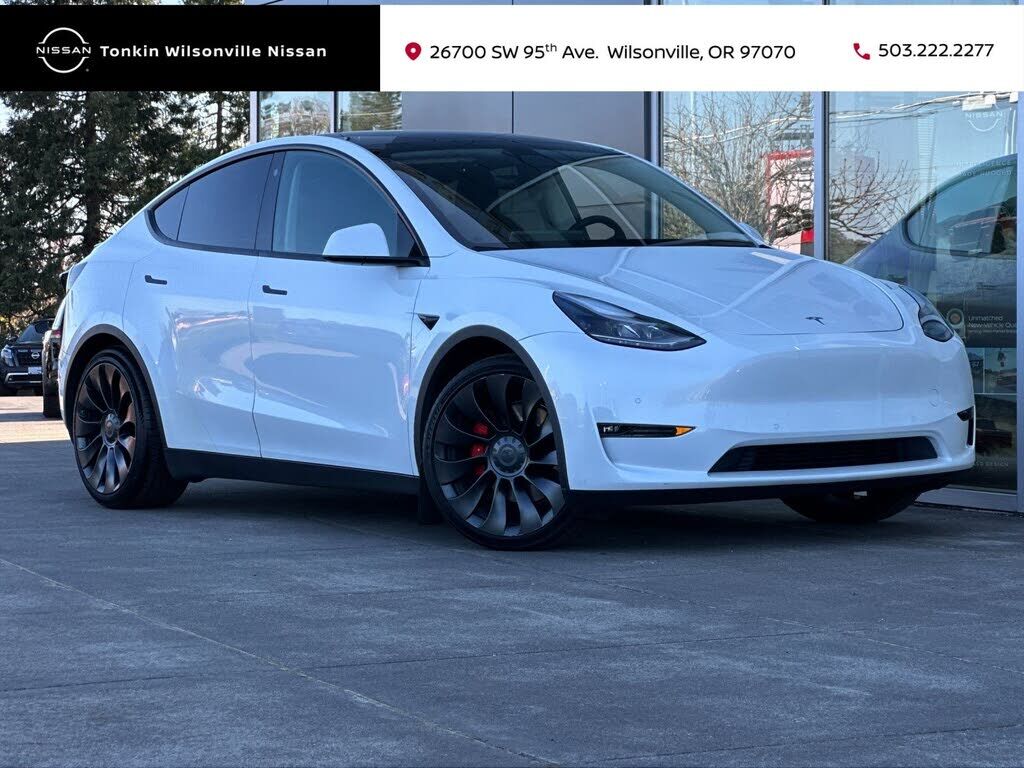 2022 TESLA Model Y