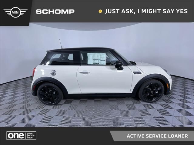 2023 MINI Hardtop