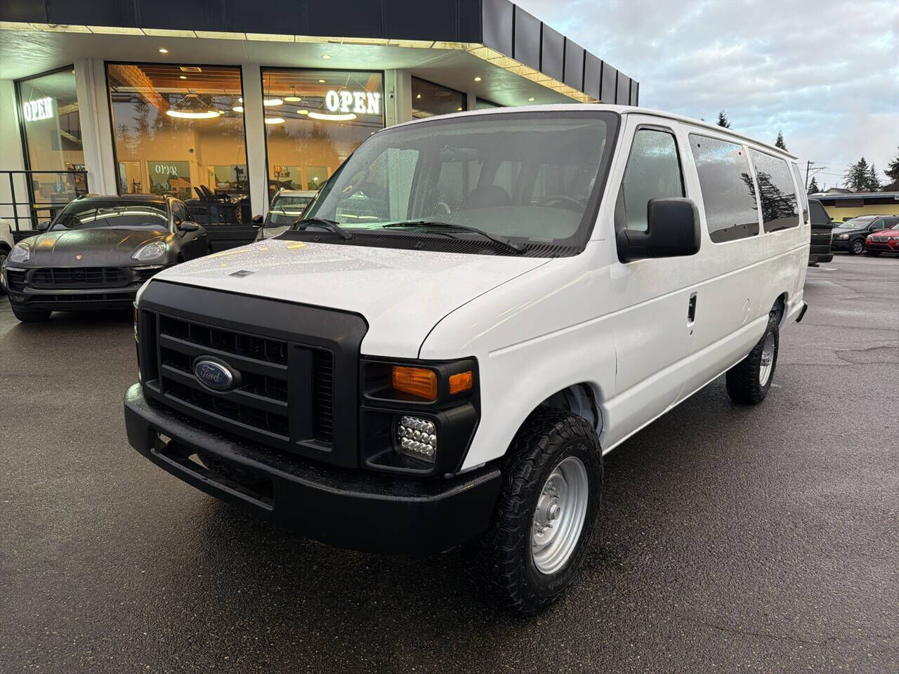 2008 FORD E-350