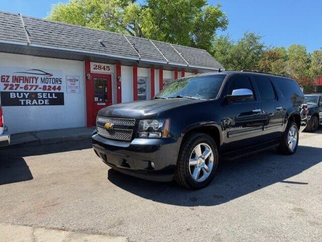 2013 CHEVROLET Suburban