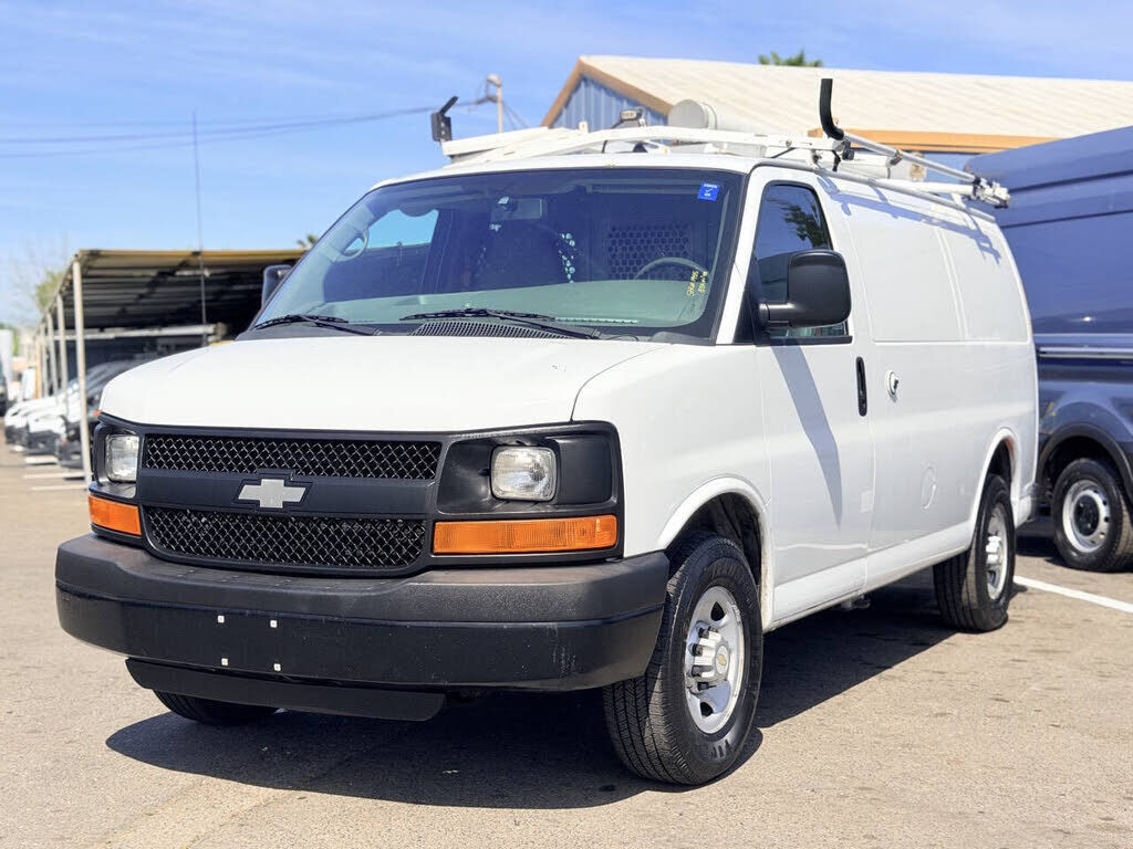 2013 CHEVROLET Express