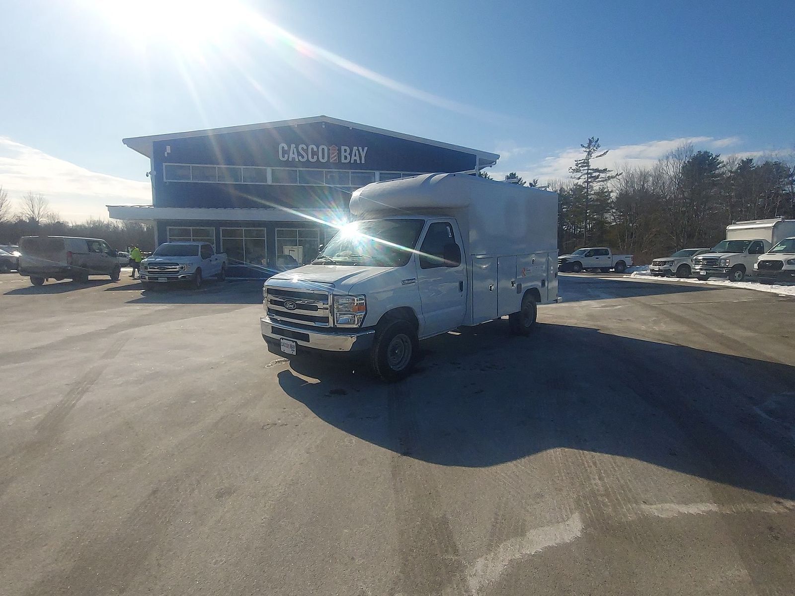 2026 FORD E-350