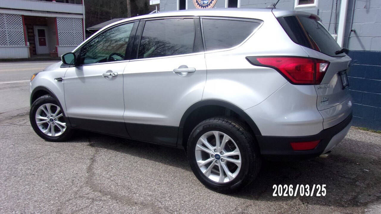 2019 FORD Escape