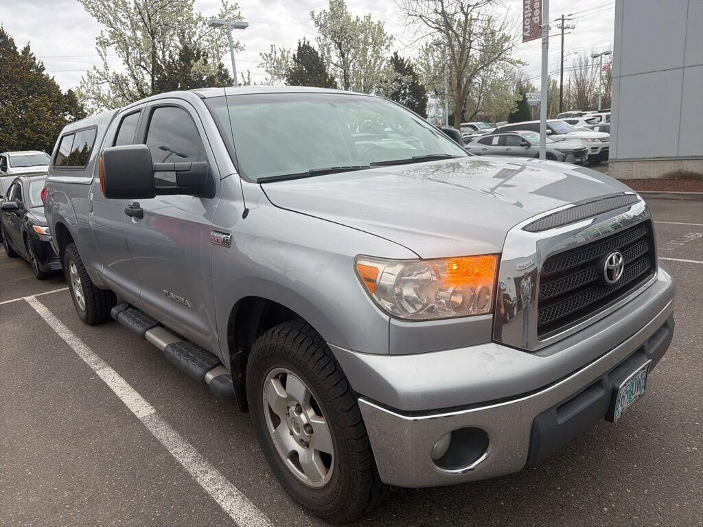 2008 TOYOTA Tundra