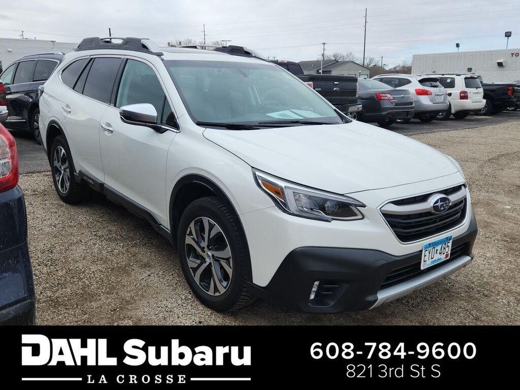 2020 SUBARU Outback