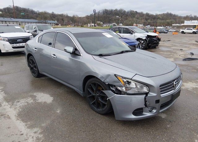 2009 NISSAN Maxima