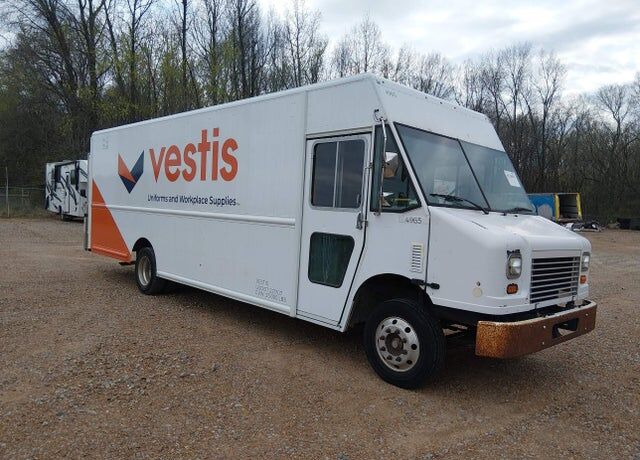2018 FREIGHTLINER MT 55G Front Gasoline Engine Walk in Van Chassis