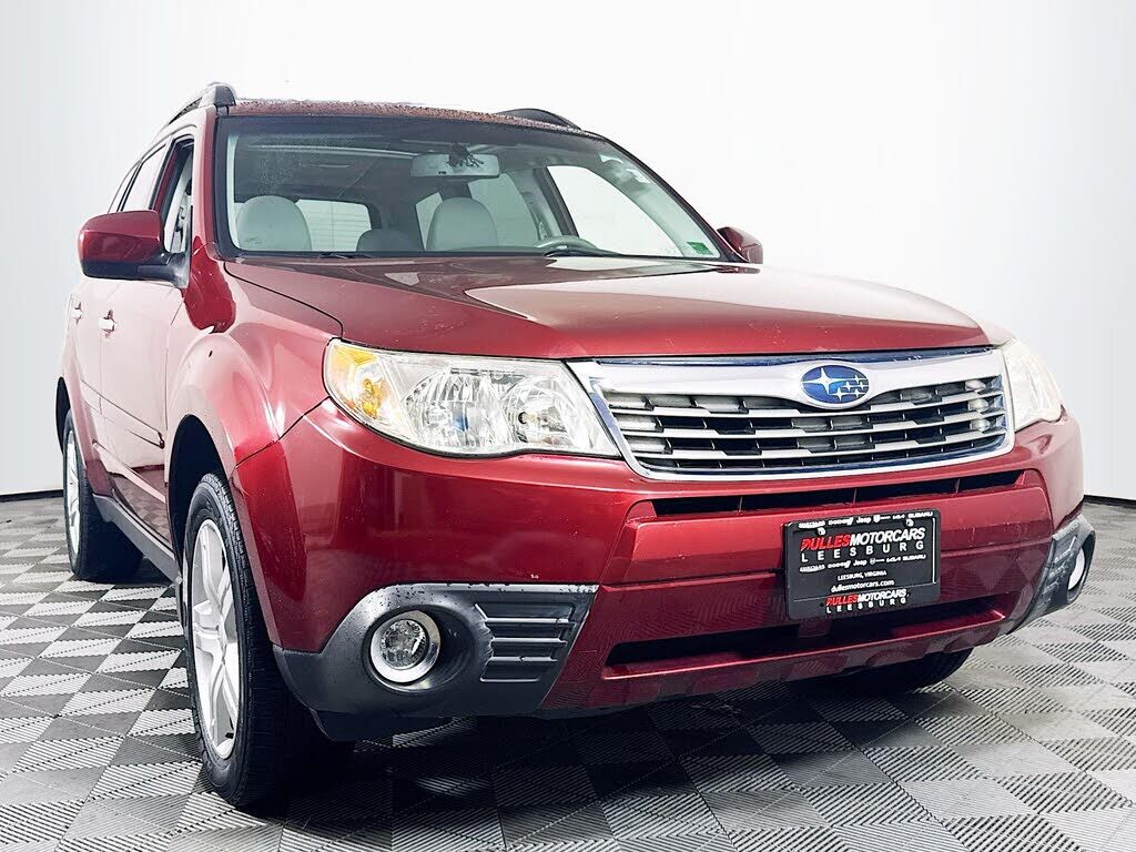 2010 SUBARU Forester