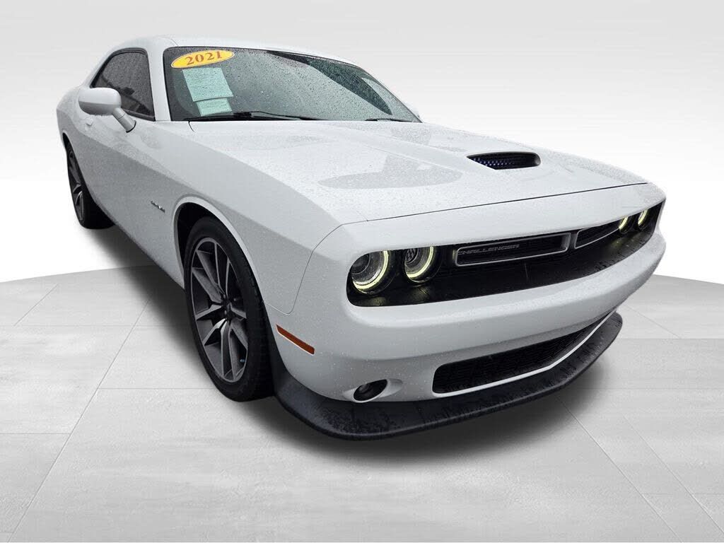 2021 DODGE Challenger