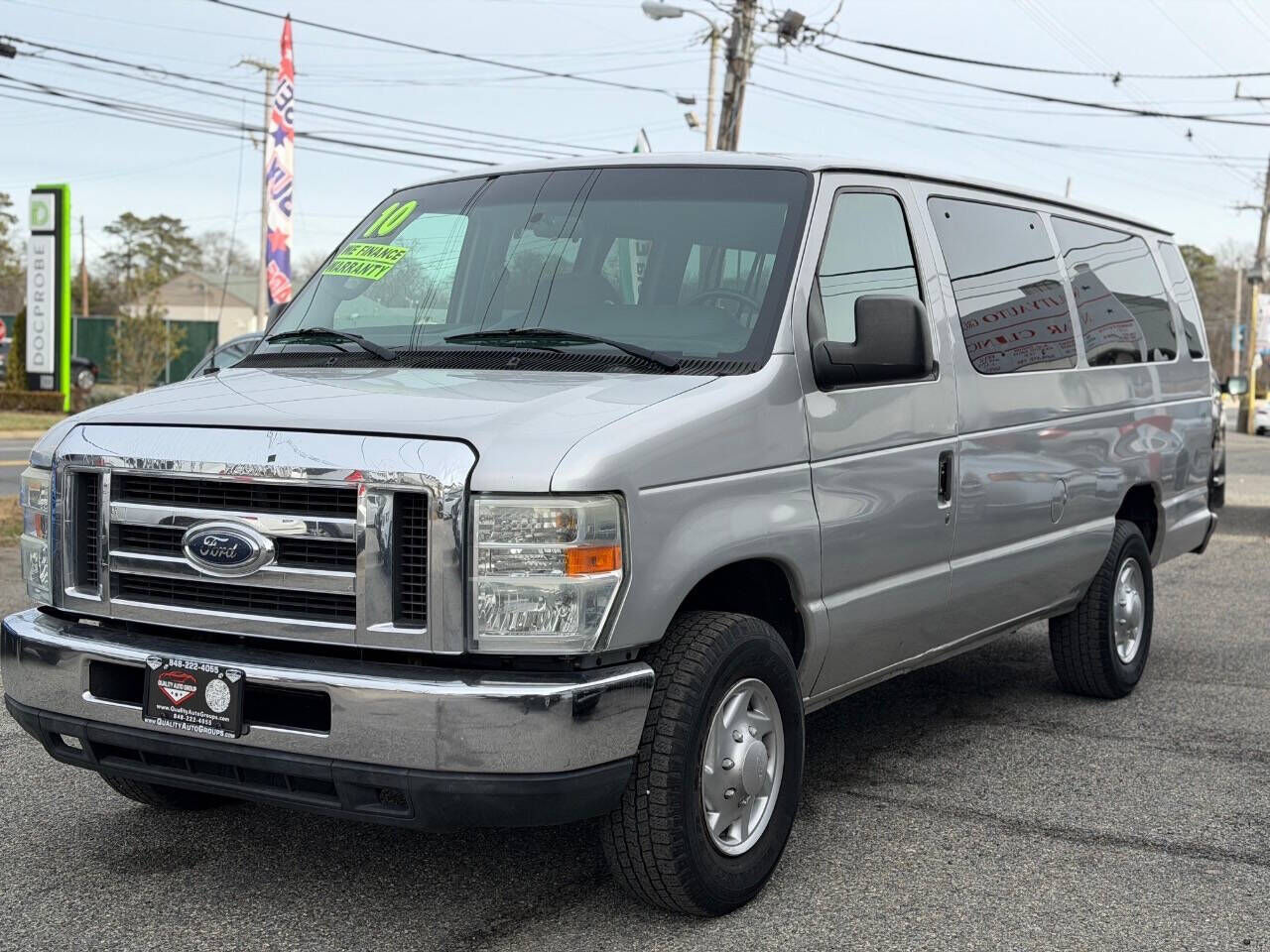 2010 FORD E-350