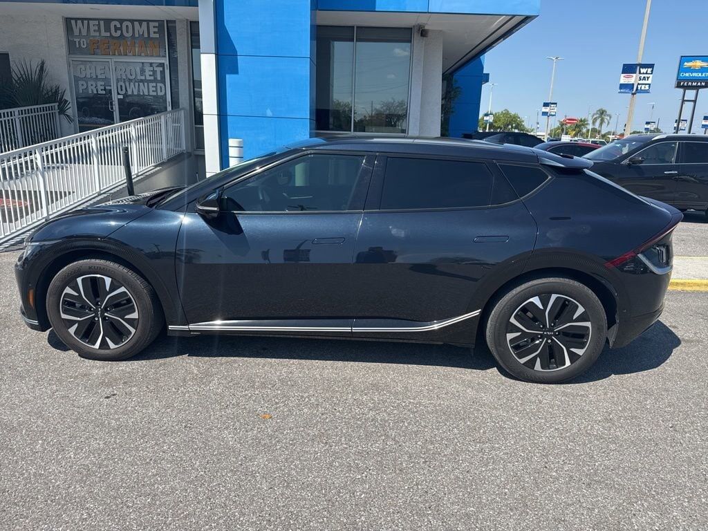 2022 KIA EV6