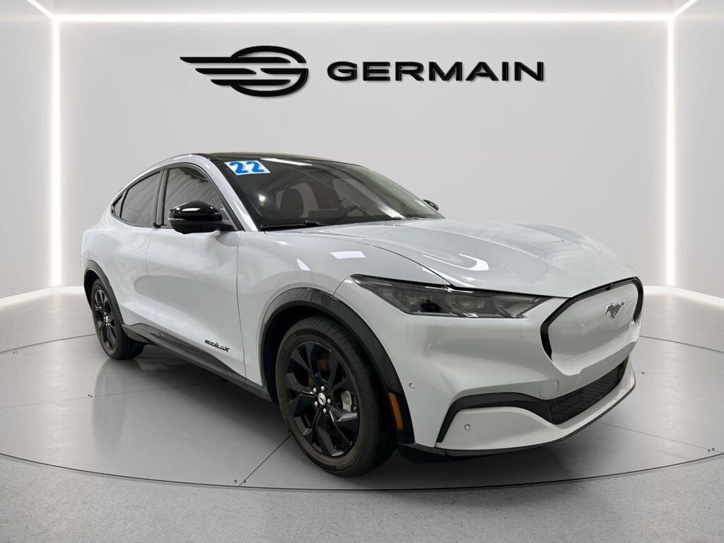 2022 FORD Mach-E