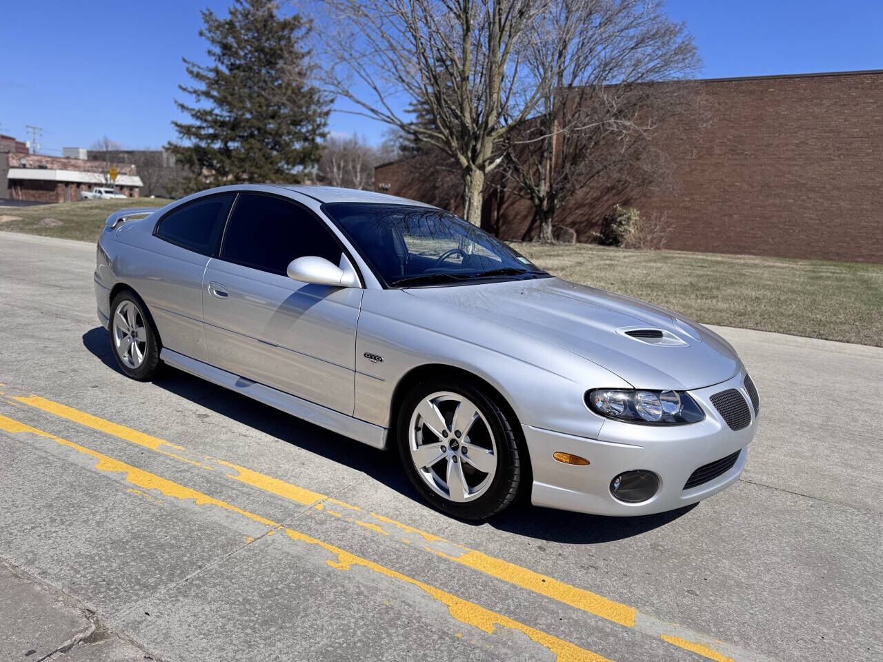 2005 PONTIAC GTO