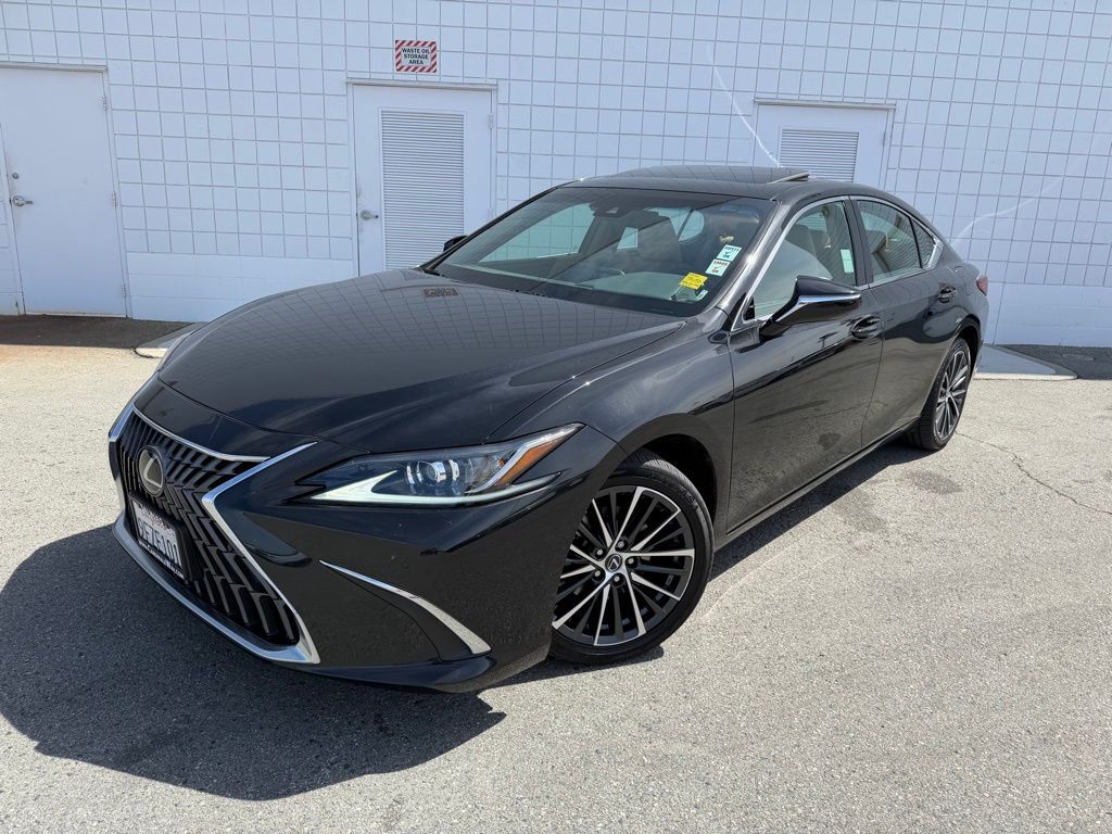2023 LEXUS ES