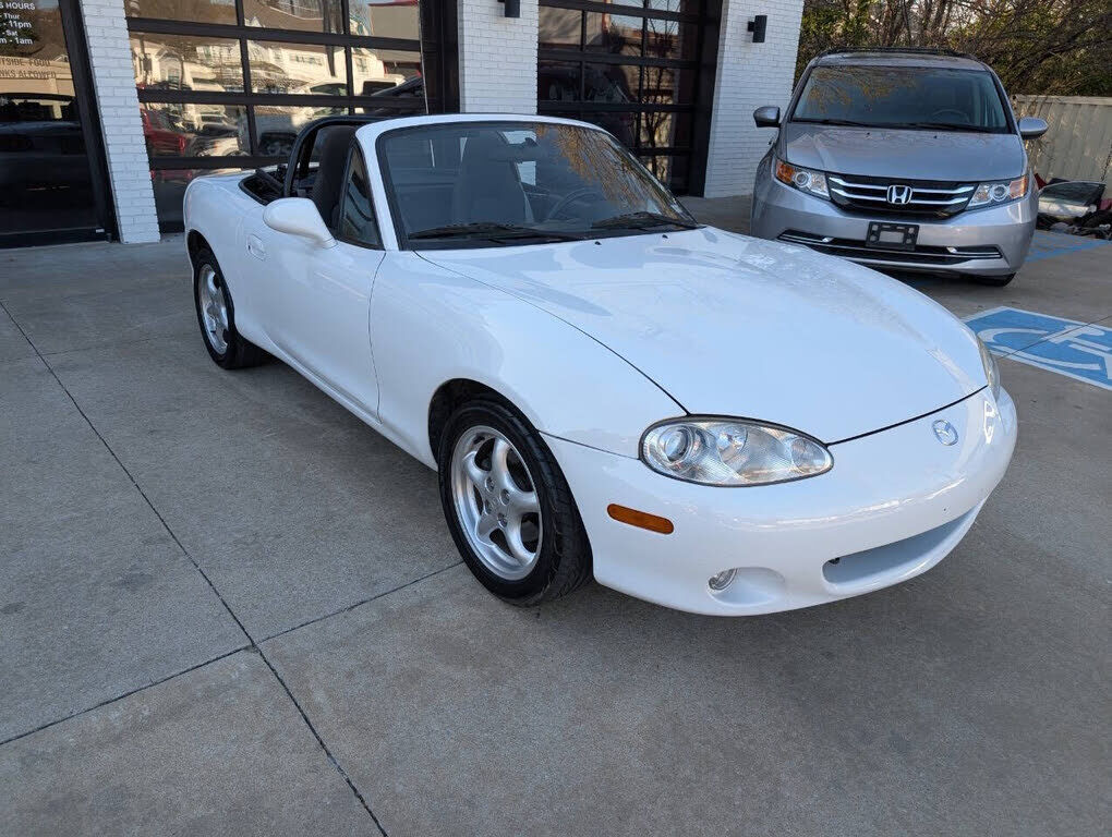 2002 MAZDA MX-5