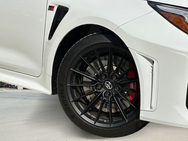 2025 TOYOTA GR COROLLA