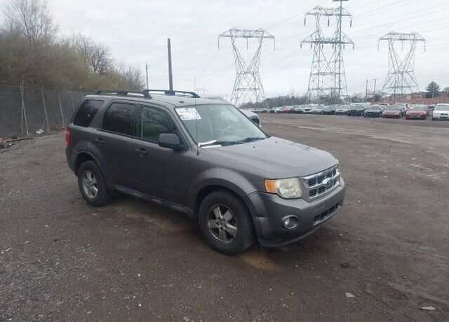 2010 FORD Escape