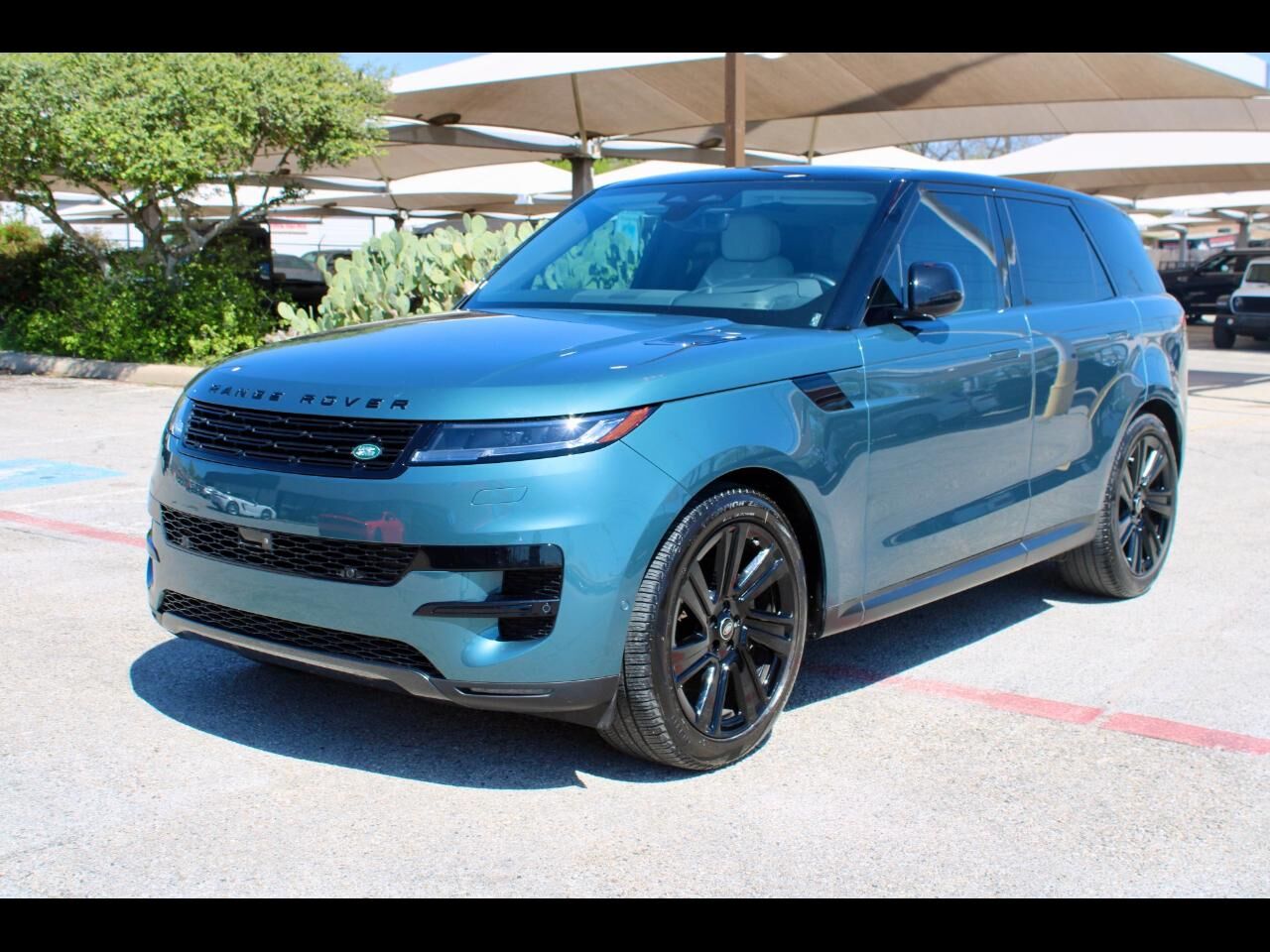 2024 LAND ROVER Range Rover Sport