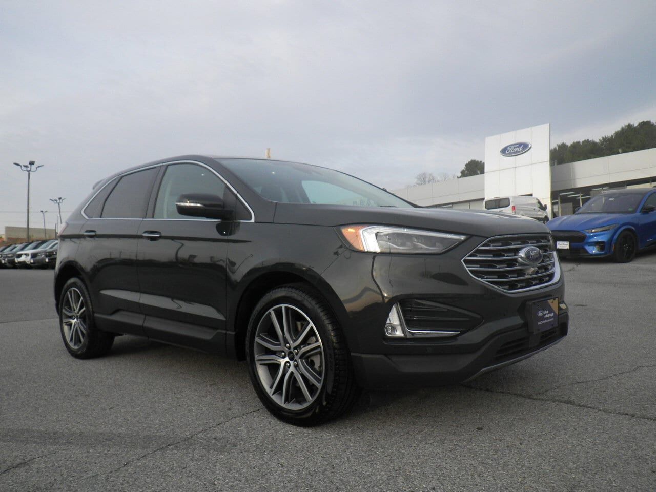 2024 FORD Edge