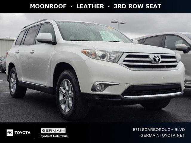2011 TOYOTA Highlander