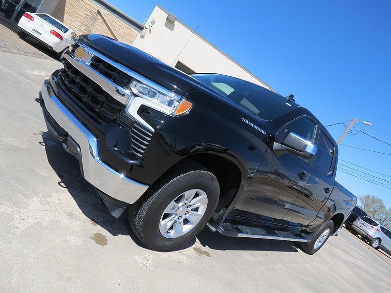 2024 CHEVROLET Silverado