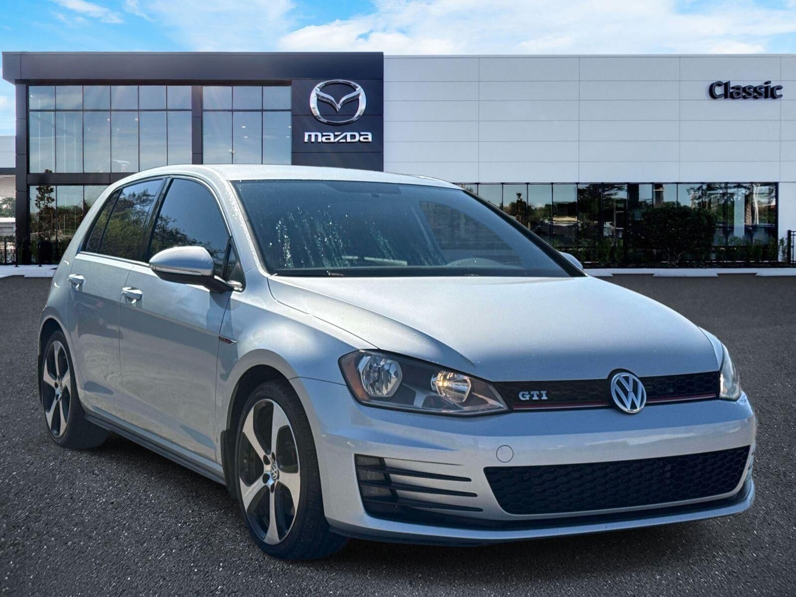 2017 VOLKSWAGEN Golf GTI