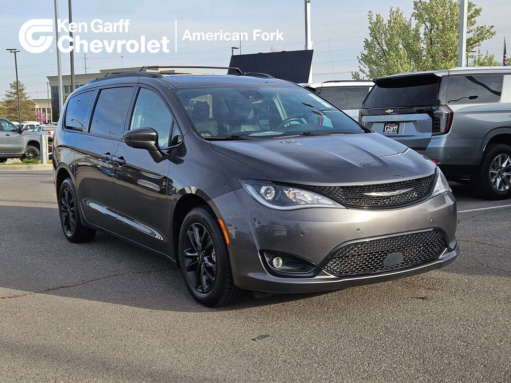 2020 CHRYSLER Pacifica