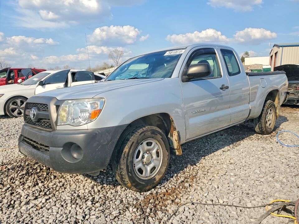 2011 TOYOTA Tacoma